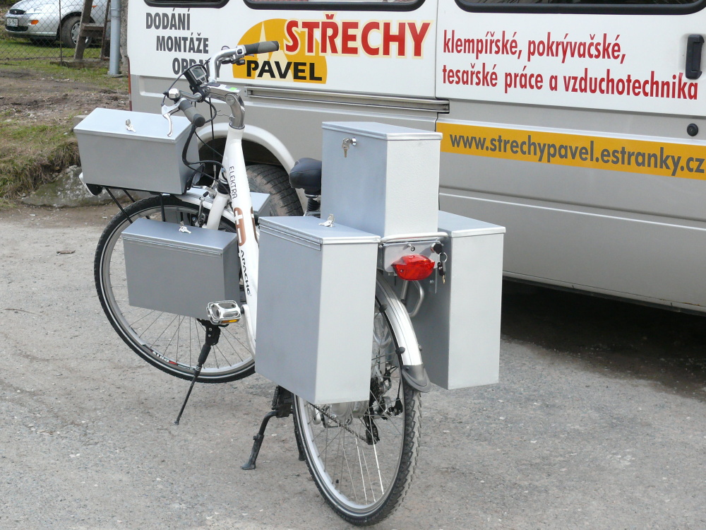 Představový prototyp elektrokola pro pošťáky